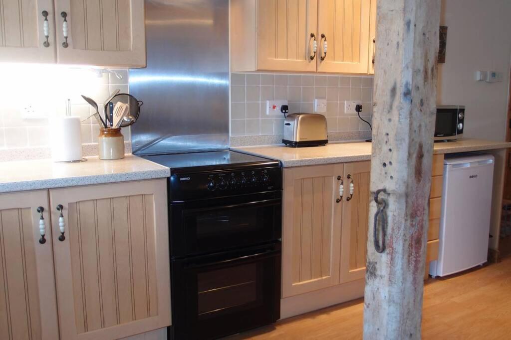 Upper Heath Farm - Stable Cottage Ludlow Craven Arms Exterior photo